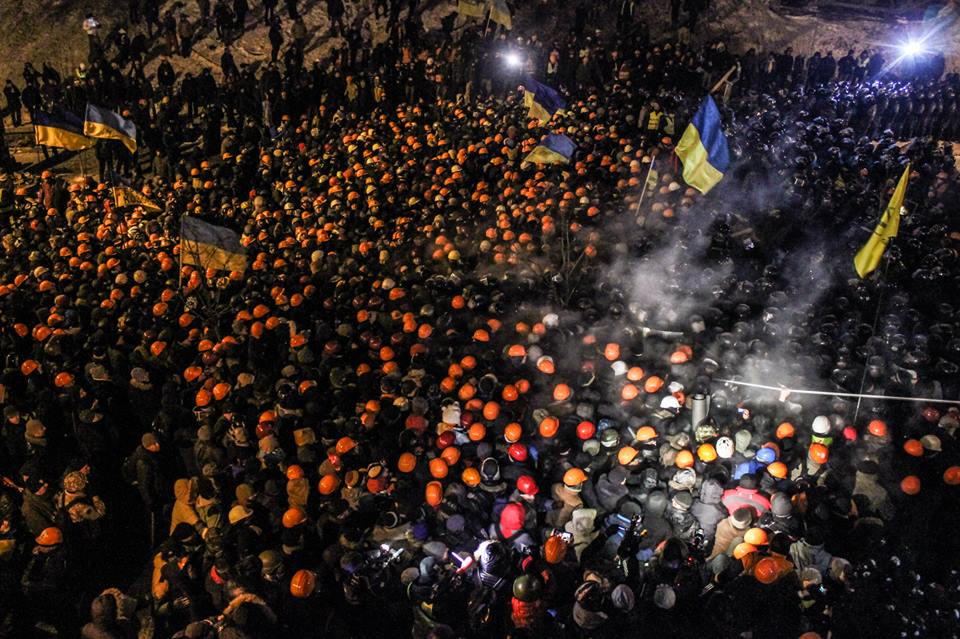 Влада почала силовий розгін Євромайдану Янукович, беркут, Захарченко