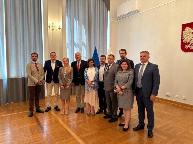 xtieritlczxj7qmdwiscpoz9kpsoftb5ab2xx1kx