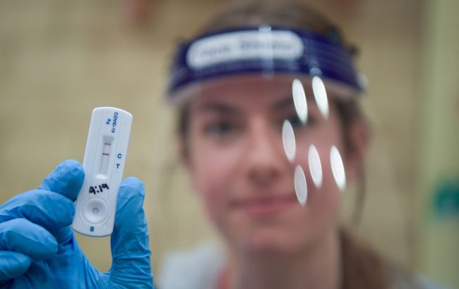 kovid_gettyimages_1338030946_eb38252faa35440a8db9c57dea915ea3_650x410