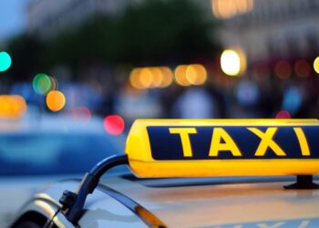 Чи працюватиме у Києві таксі під час комендантської години?