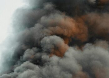 Сили оборони уразили три бурові установки «Лукойла» в Каспійському морі