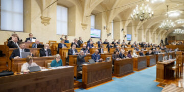 Сенат Чехії підтримав Україну та дистанціювався від заяв Окамури