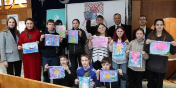 Чарівні візерунки на воді: майстер-клас турецького мистецтва ебру