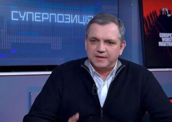 Нардеп від забороненої проросійської партії захищає міську владу Коростеня за бездіяльність після атаки рф