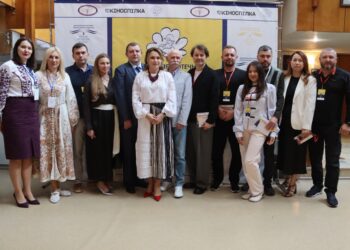 Світло молитви єднає