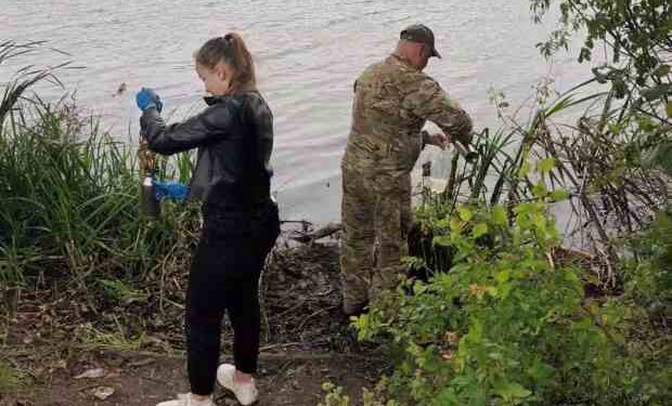 Отруєна річка та рахунок на мільйони: коростенський «Водоканал» злив хімікати в Уж і отримав ультиматум від екоінспекторів