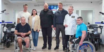 Понад 55 тисяч врятованих життів: Руслан Стефанчук і президентка фонду «Надія» Віта Присяжнюк відвідали лікарню Мечникова