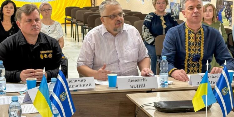 У Херсоні відбувся експертний круглий стіл “Херсон у часі: звідки починається місто і які дати нас об’єднують”.